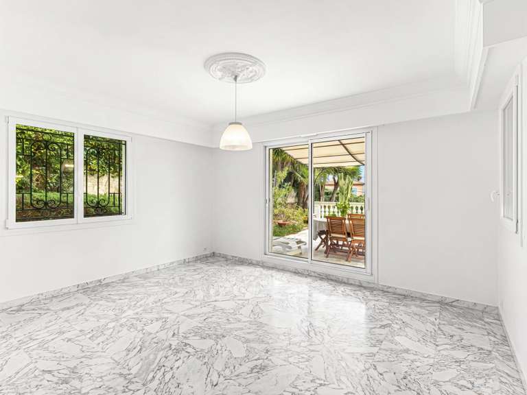 Appartement Nice - 2 chambres - 467m²