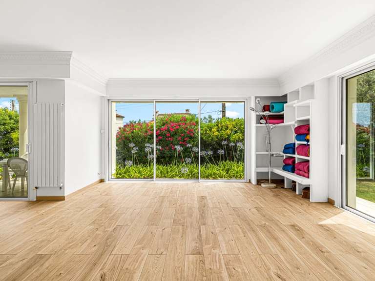 Appartement Nice - 2 chambres - 467m²