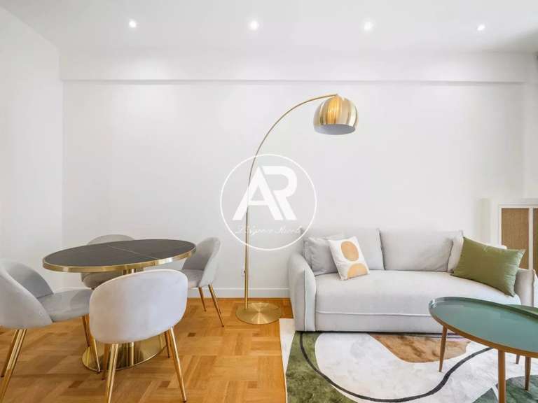 Apartment Nice - 2 bedrooms - 64m²