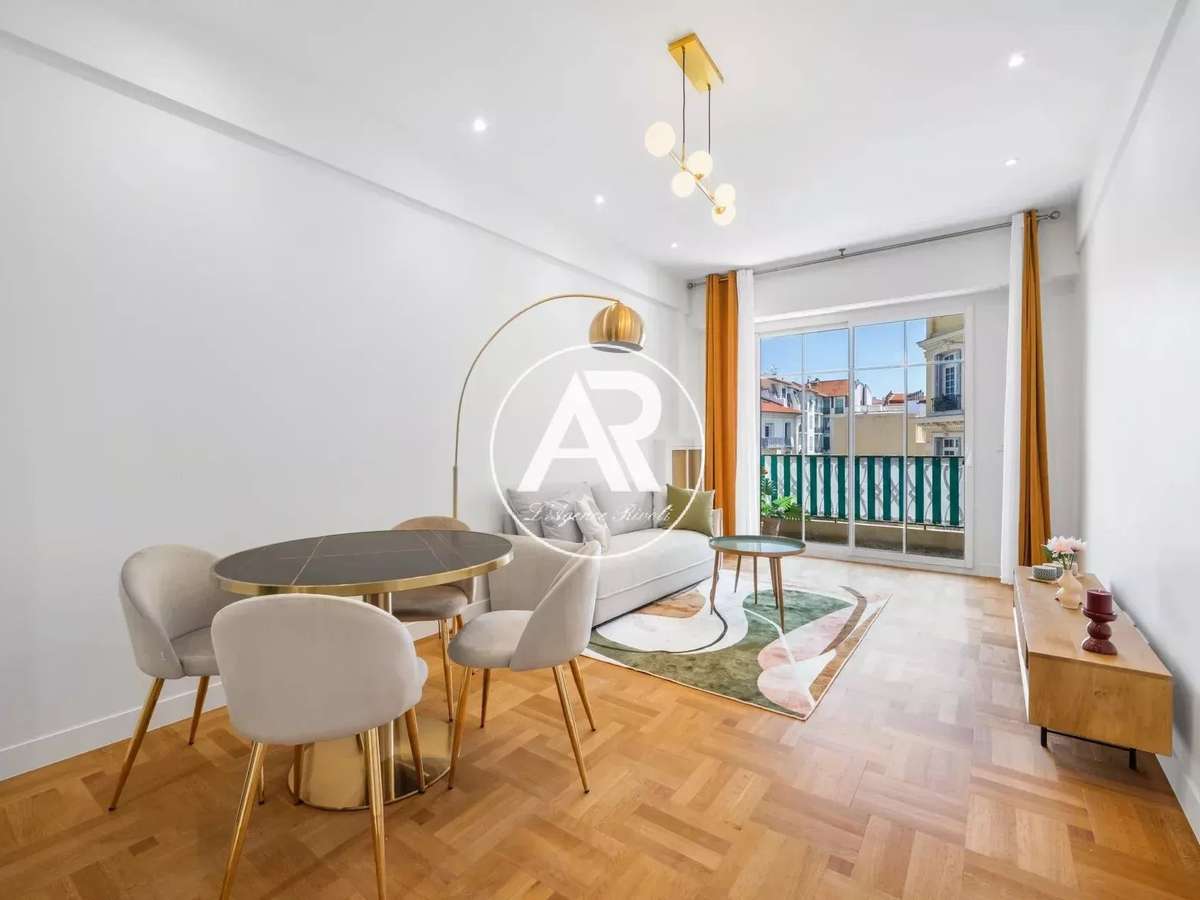 Apartment Nice