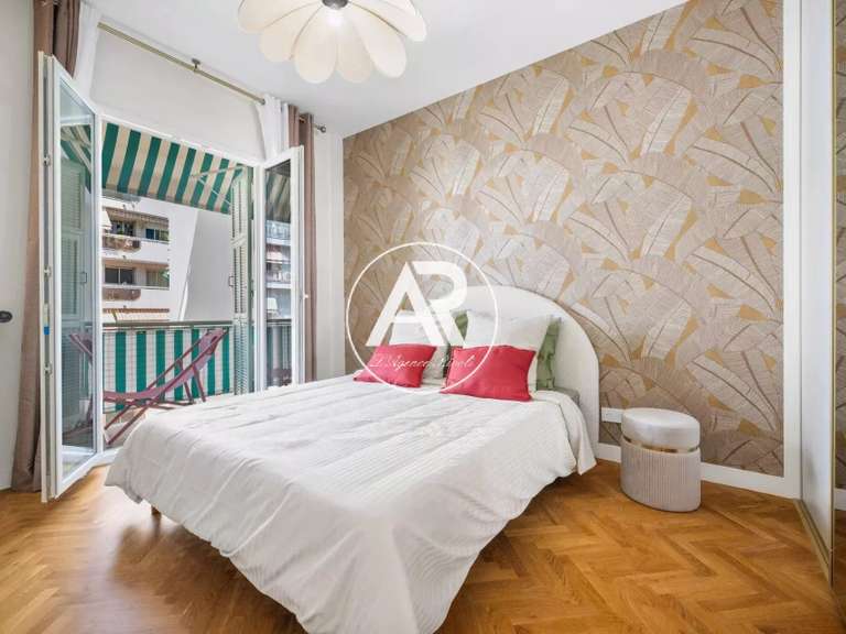 Apartment Nice - 2 bedrooms - 64m²