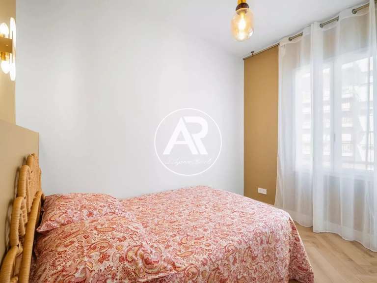 Apartment Nice - 2 bedrooms - 64m²
