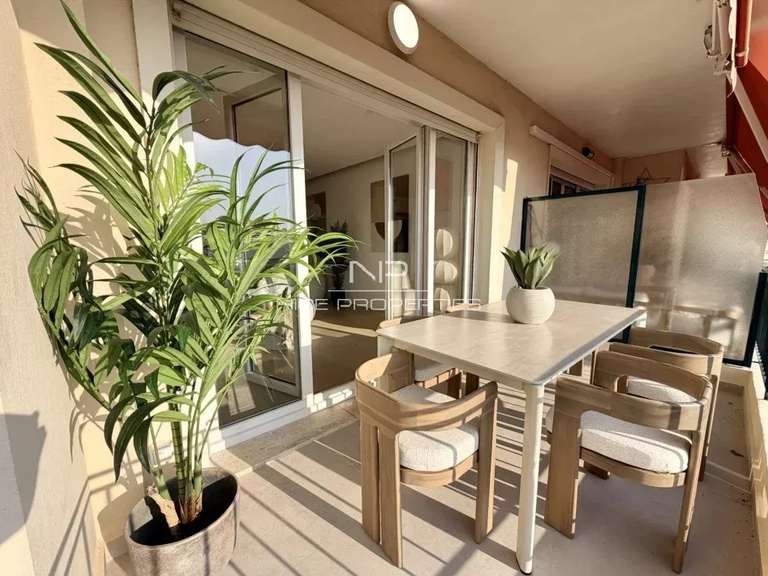 Appartement Nice - 2 chambres - 109m²