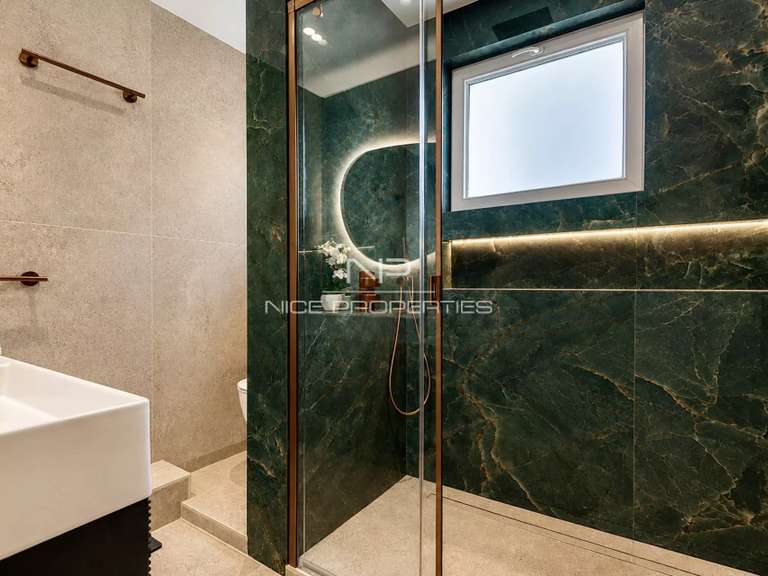 Appartement Nice - 2 chambres - 109m²