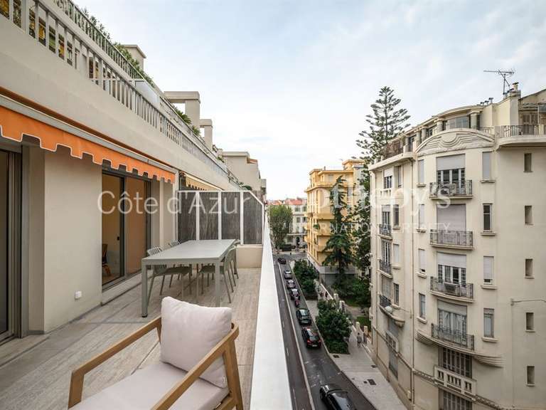 Apartment Nice - 2 bedrooms - 72m²