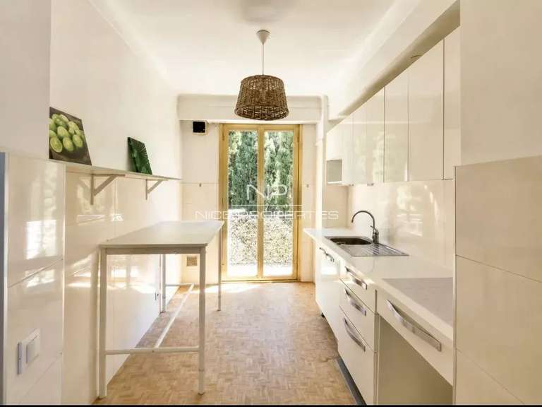 Appartement Nice - 1 chambre - 69m²
