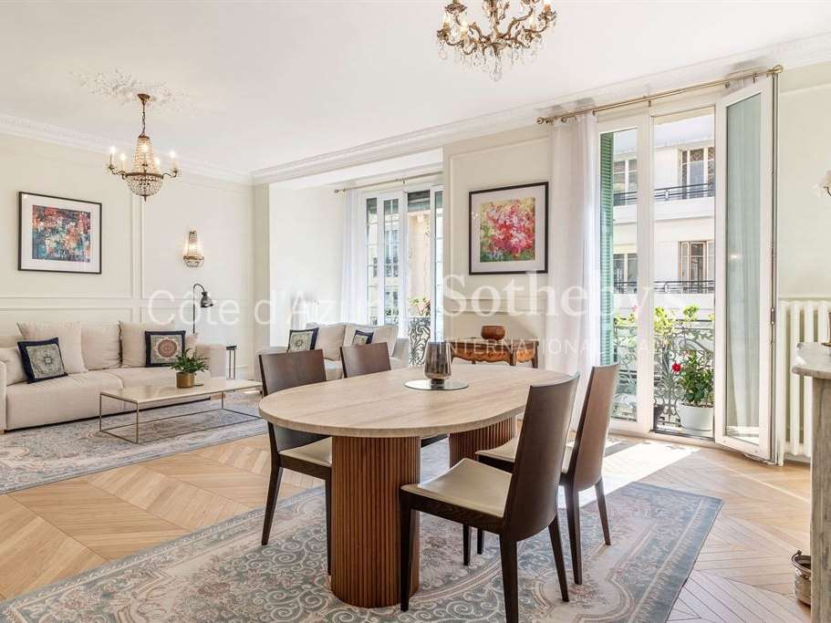 Apartment Nice