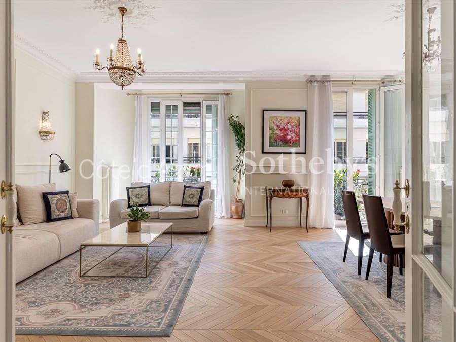 Apartment Nice