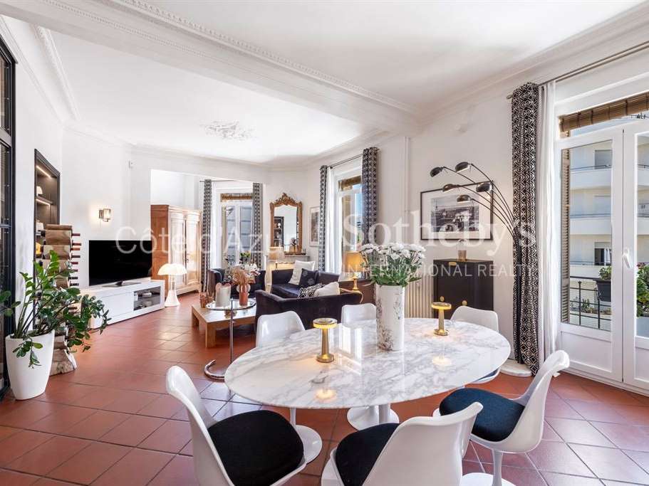 Apartment Nice
