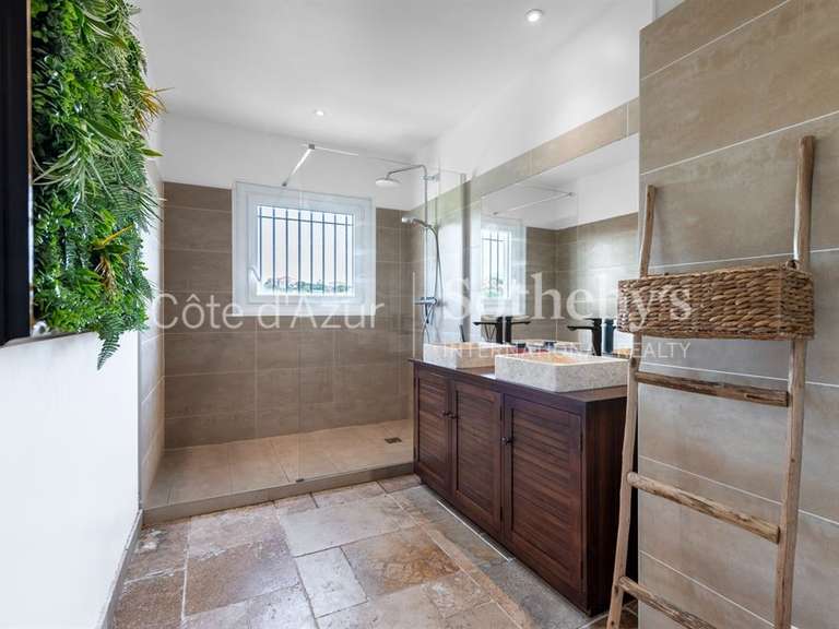 Apartment with Sea view Nice - 3 bedrooms - 93m²