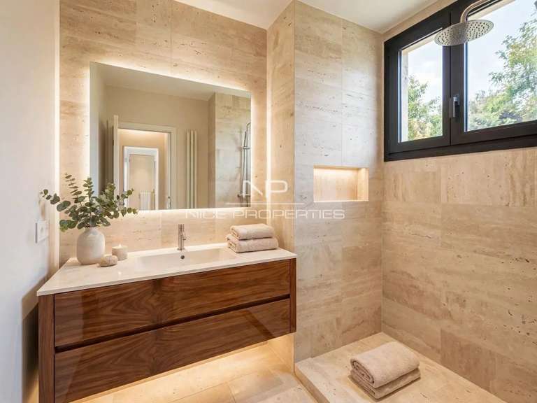 Appartement Nice - 2 chambres - 87m²