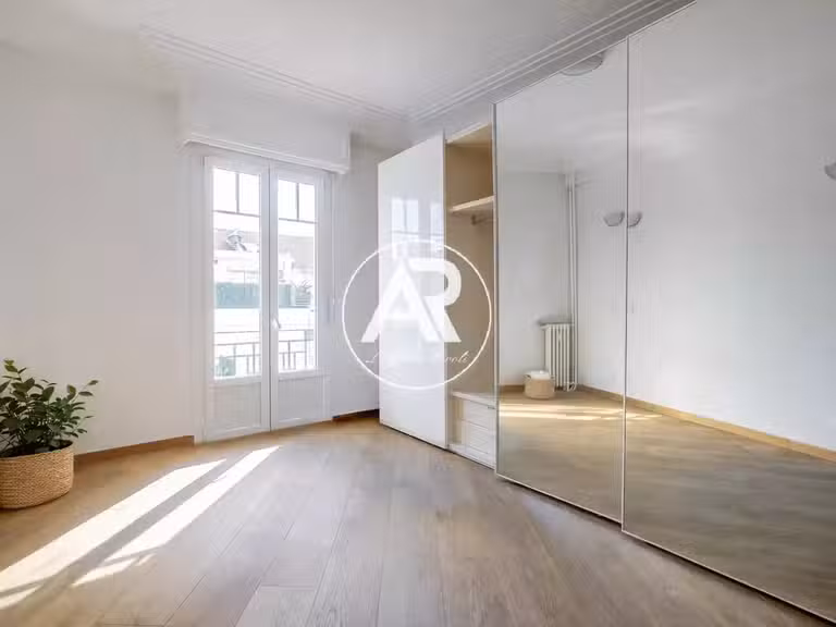 Appartement Nice - 2 chambres - 97m²