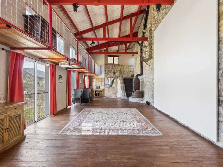 Domaine viticole Nice - 12 chambres - 1000m²