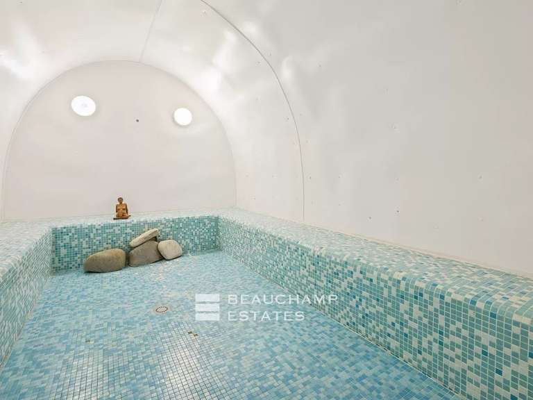 Domaine viticole Nice - 12 chambres - 1000m²