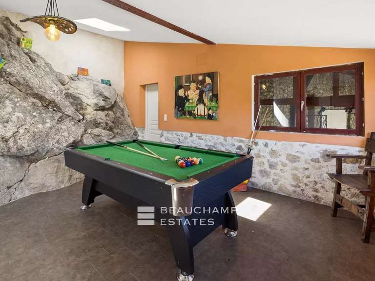 Domaine viticole Nice - 12 chambres - 1000m²