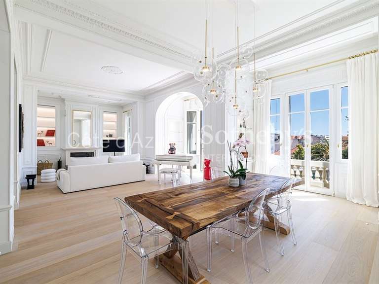 Hôtel particulier avec Vue sur mer Nice - 5 chambres - 352m²