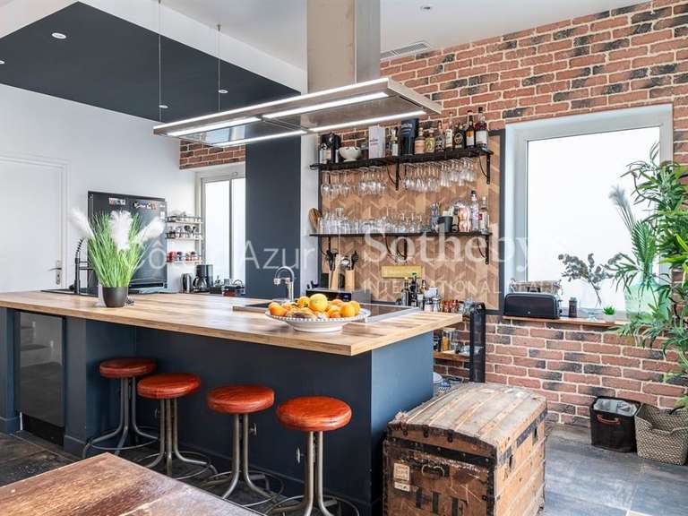 House Nice - 6 bedrooms - 228m²