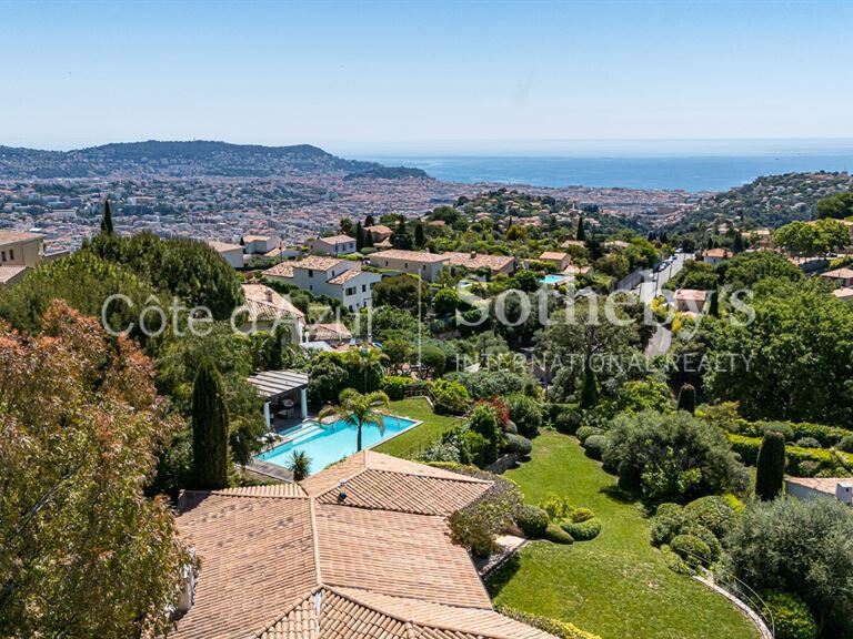 House Nice - 4 bedrooms - 338m²