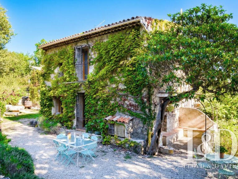 House Nice - 8 bedrooms - 678m²