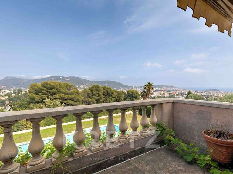 Maison Nice - 5 chambres - 221m²
