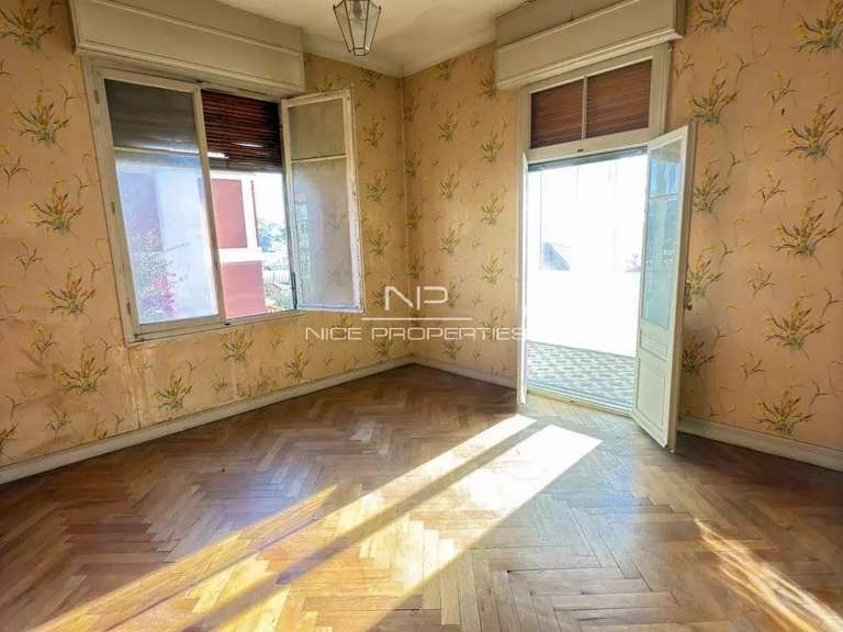 House Nice - 5 bedrooms - 254m²