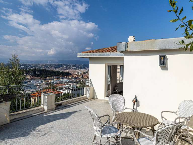 House Nice - 5 bedrooms - 222m²