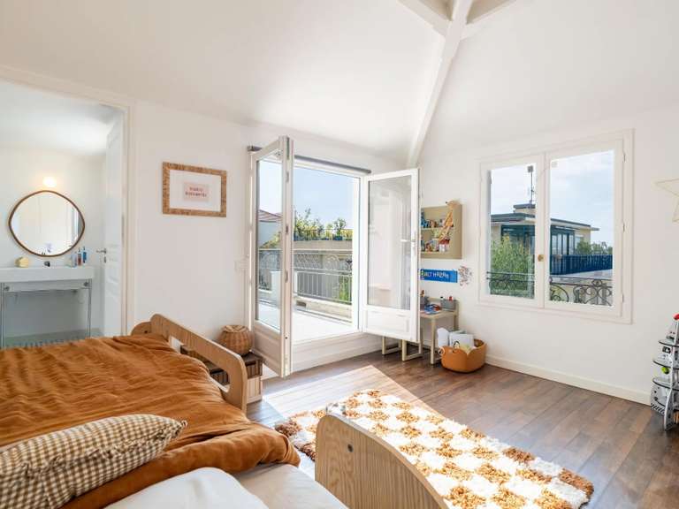 House Nice - 5 bedrooms - 222m²