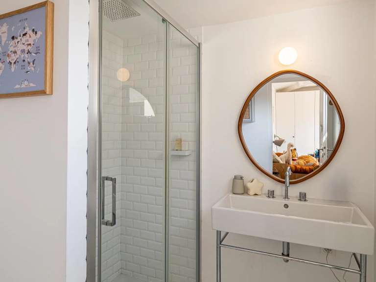 House Nice - 5 bedrooms - 222m²