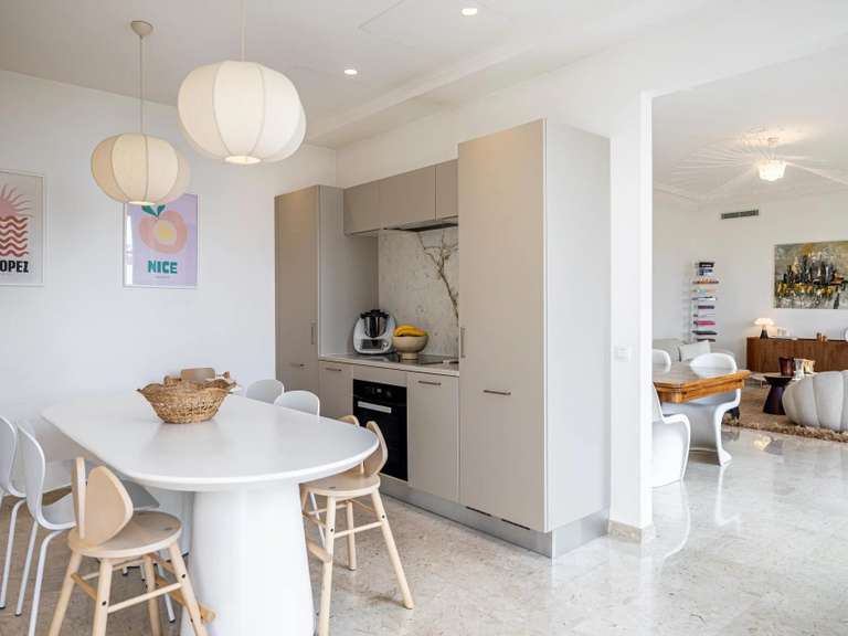 House Nice - 5 bedrooms - 222m²