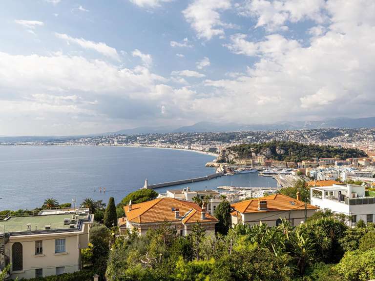 House Nice - 5 bedrooms - 222m²