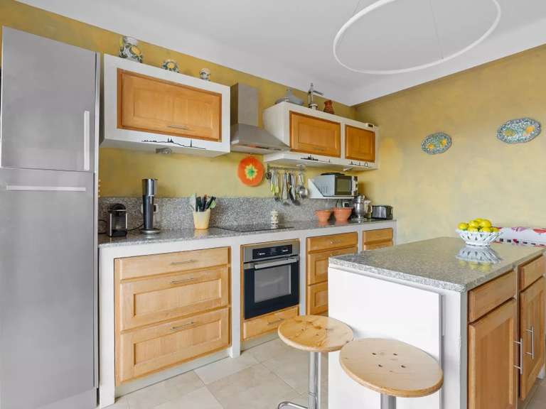 House Nice - 4 bedrooms - 237m²