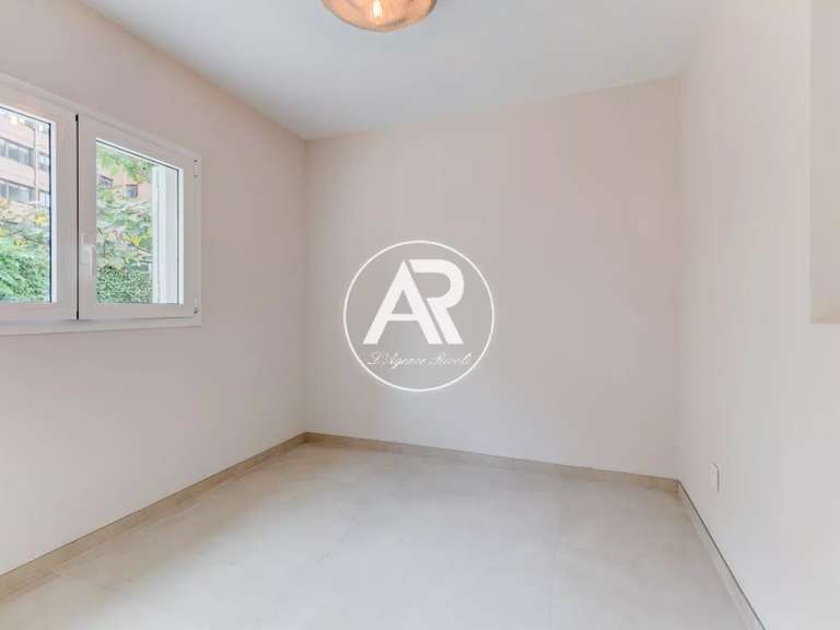 House Nice - 5 bedrooms - 145m²