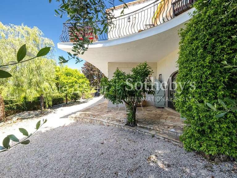 House Nice - 4 bedrooms - 236m²