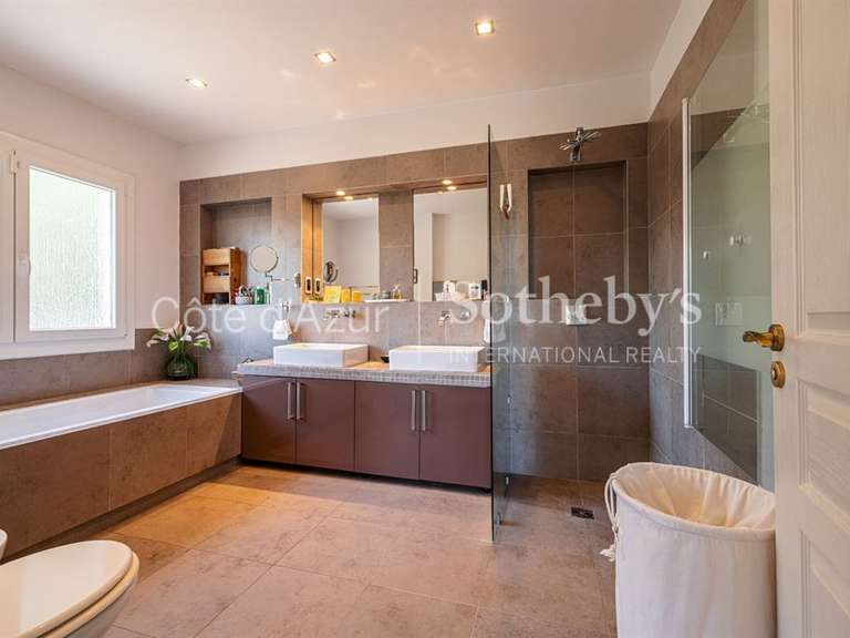 House Nice - 4 bedrooms - 236m²