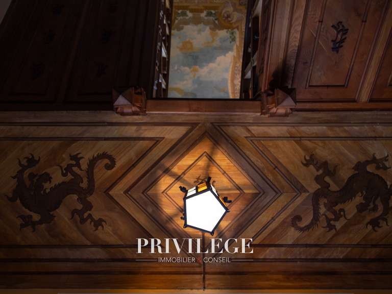 House Nice - 7 bedrooms - 824m²