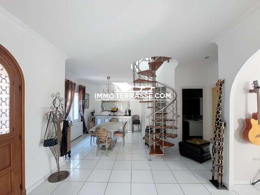 House Nice