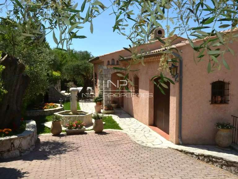 Maison Nice - 3 chambres - 209m²