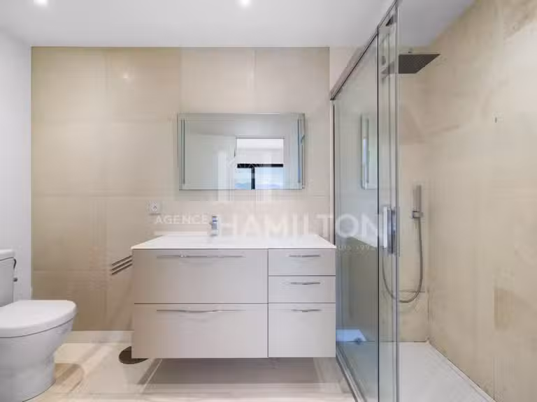 House Nice - 4 bedrooms - 176m²