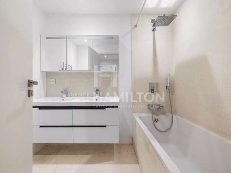 House Nice - 4 bedrooms - 176m²
