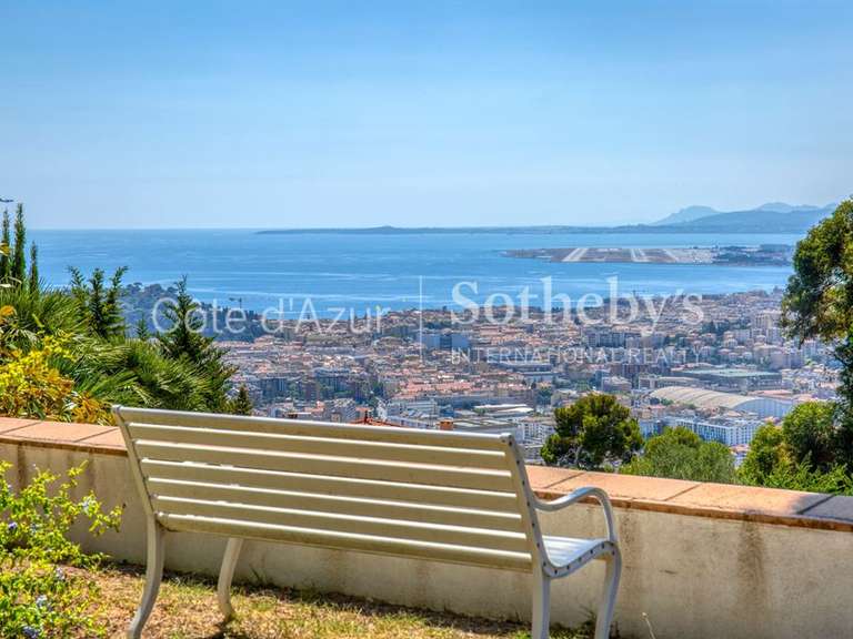 House Nice - 5 bedrooms - 450m²
