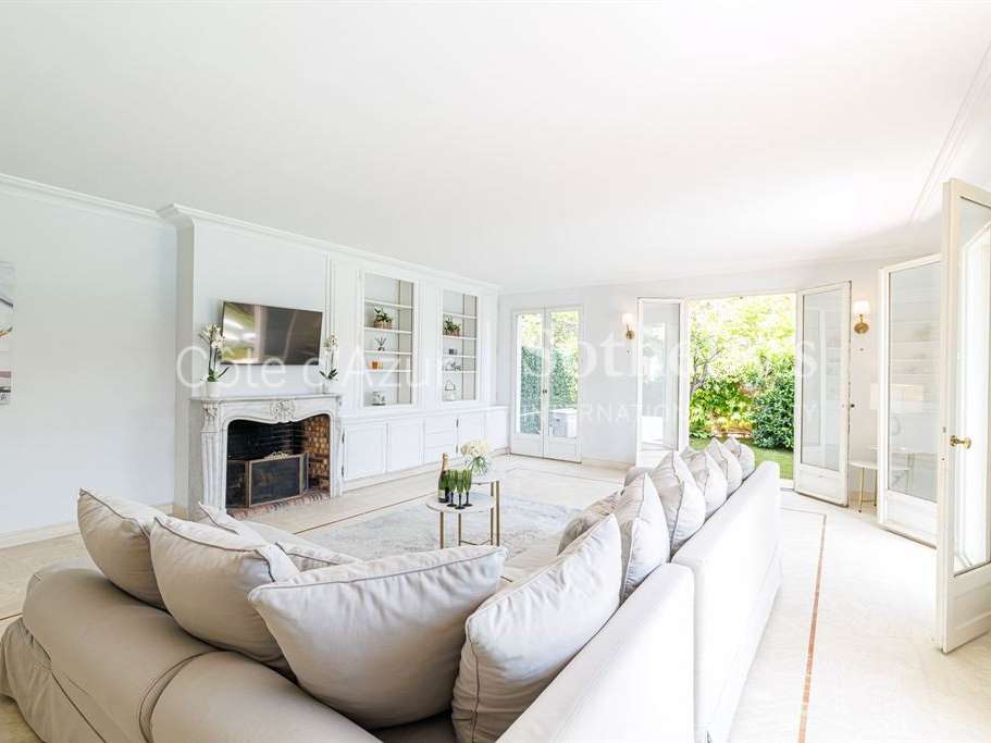 Property Nice