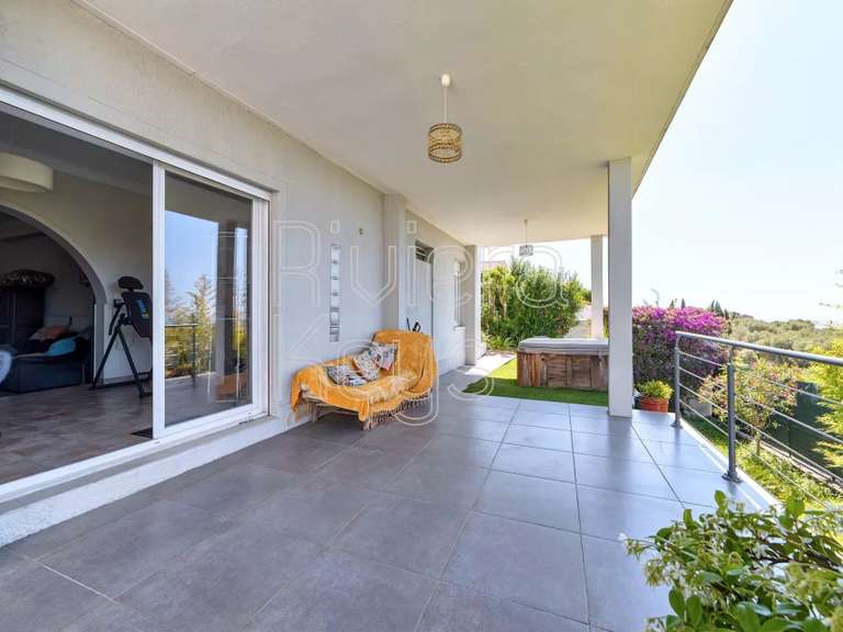 Villa Nice - 5 chambres - 217m²