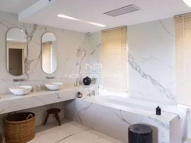 Villa Nice - 5 chambres - 300m²