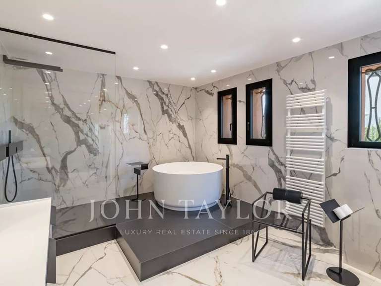 Villa Nice - 4 chambres - 465m²