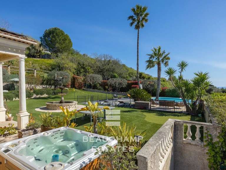 Villa Nice - 3 bedrooms - 280m²