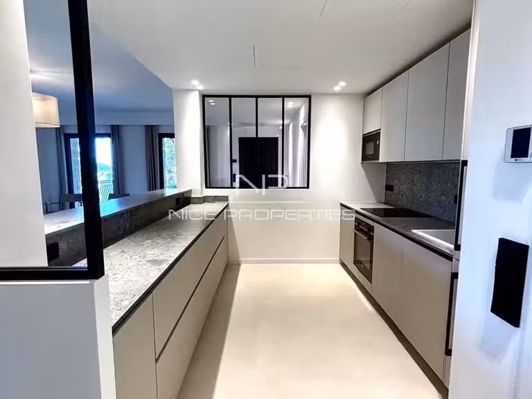Villa Nice - 5 chambres - 205m²