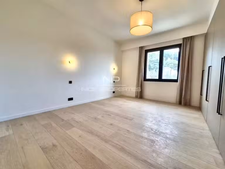 Villa Nice - 5 chambres - 205m²