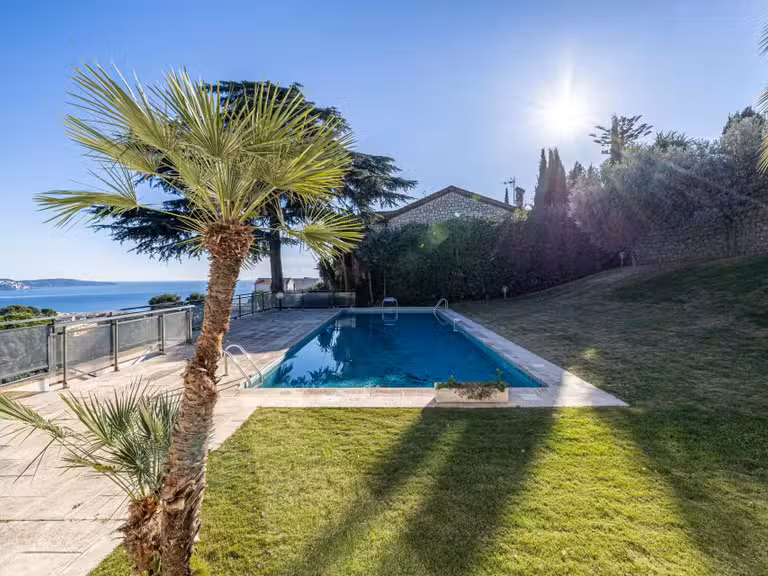 Villa Nice - 3 chambres - 592m²