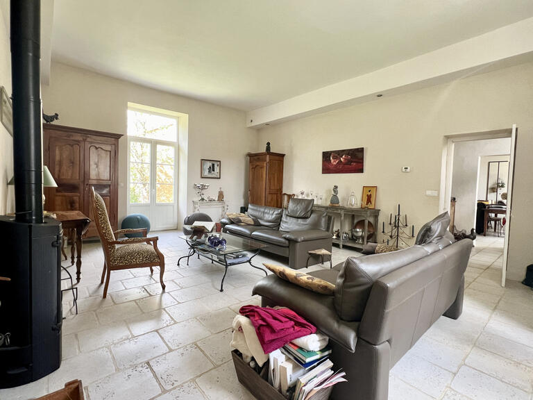 Maison Nieuil-l'Espoir - 4 chambres - 144m²