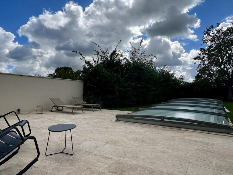 Maison Nieuil-l'Espoir - 4 chambres - 144m²